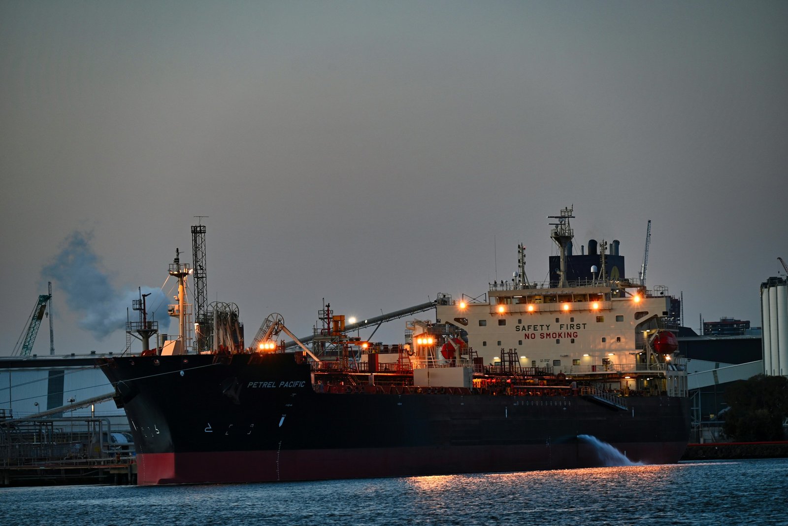 Bitumen 60/70 vs. 80/100 Grades: Selection Protocols for Road Construction | RK Petro