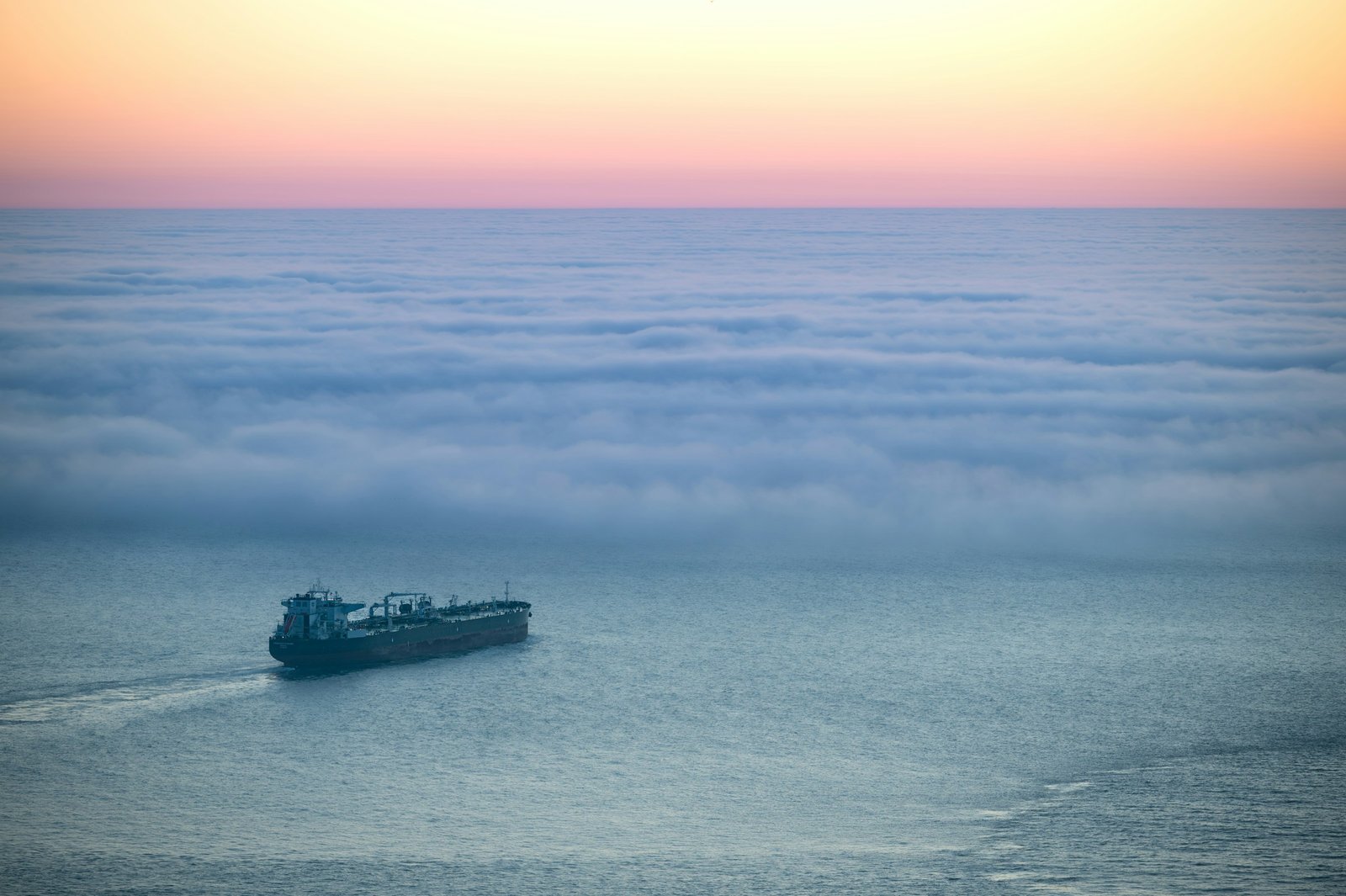 Cargo Vapor Retention Systems: Reducing Loss of Volatile Organic Compounds (VOCs) | RK Petro